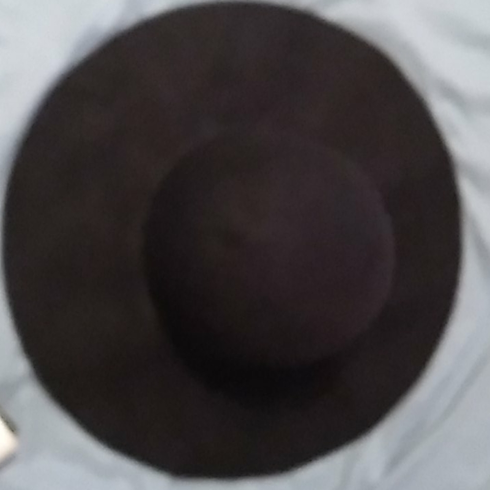 Hat - Picture 3 of 3